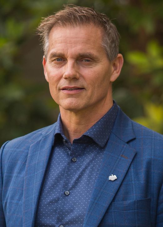 Dan Ambrose · Dirk Vandever